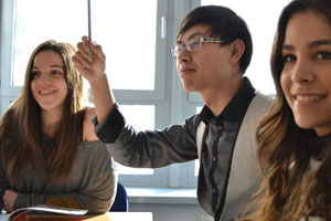 注册码便宜的免费用虚拟号码发短信